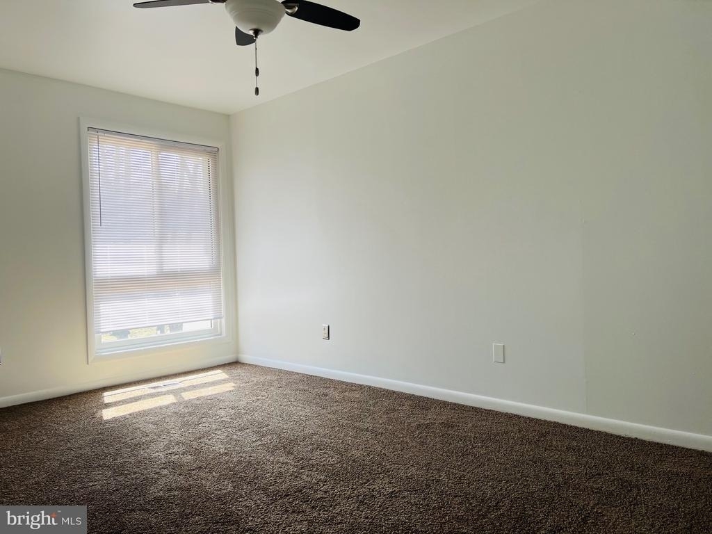 8613 Seasons Way - Photo 22