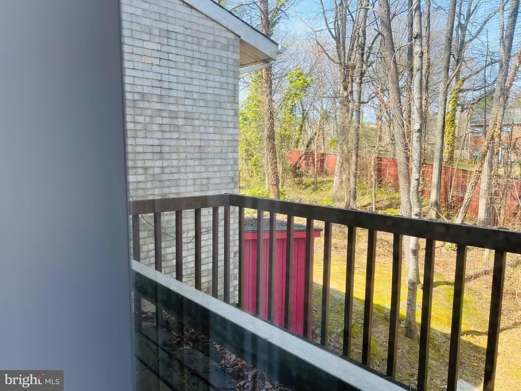 8613 Seasons Way - Photo 16