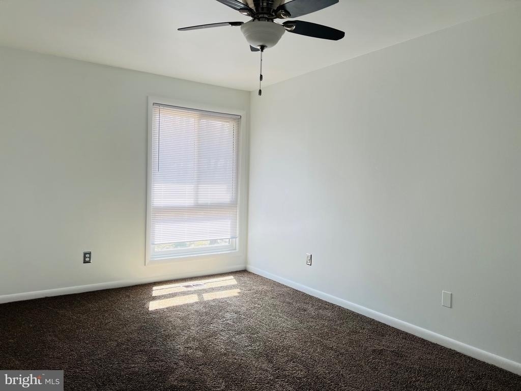 8613 Seasons Way - Photo 28