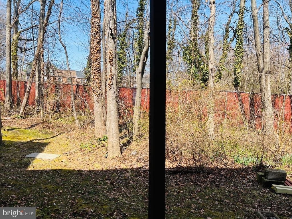 8613 Seasons Way - Photo 8