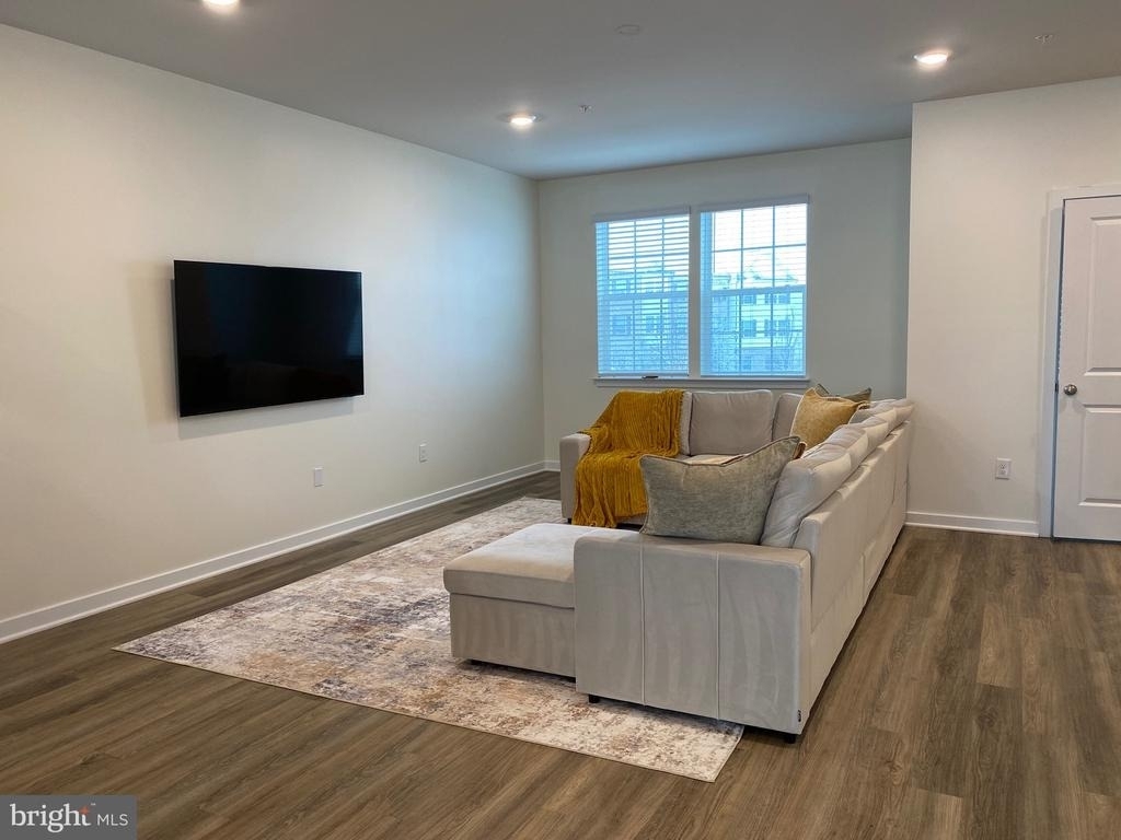7530 Daybreak Drive - Photo 8
