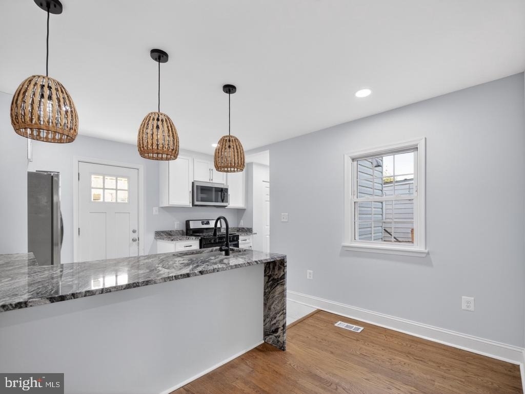 5604 29th Avenue - Photo 17