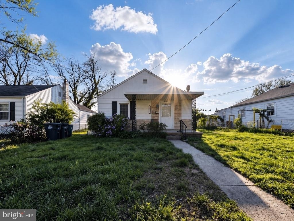 5604 29th Avenue - Photo 4