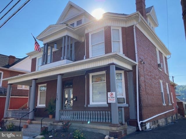 133 Virginia Avenue - Photo 0