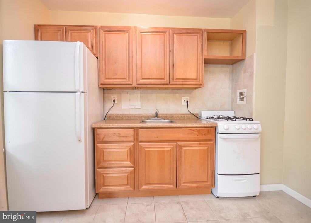 4100 W Street Nw - Photo 5