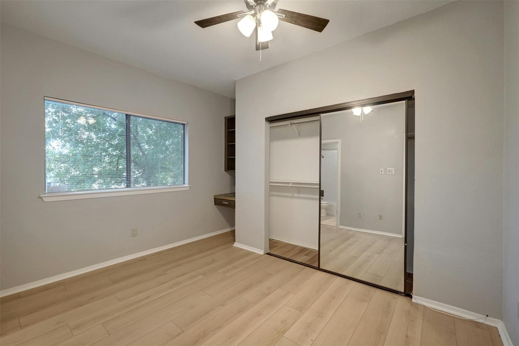908 Poplar St - Photo 10