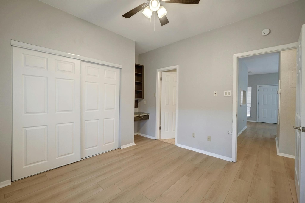 908 Poplar St - Photo 11