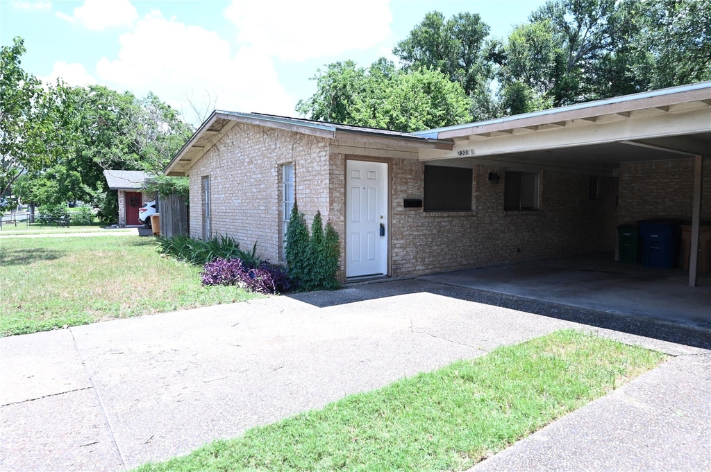 2303 Western Trails Blvd - Photo 0