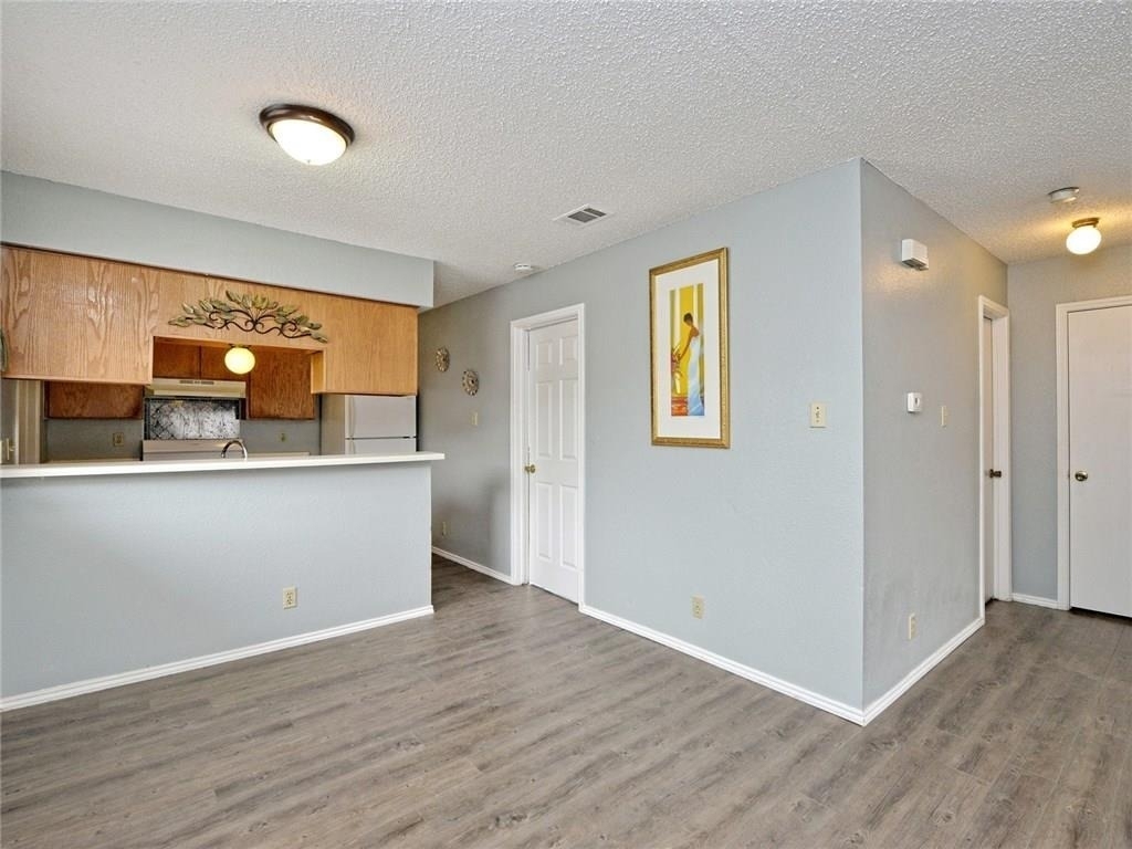 5809 Spring Meadow Rd - Photo 6