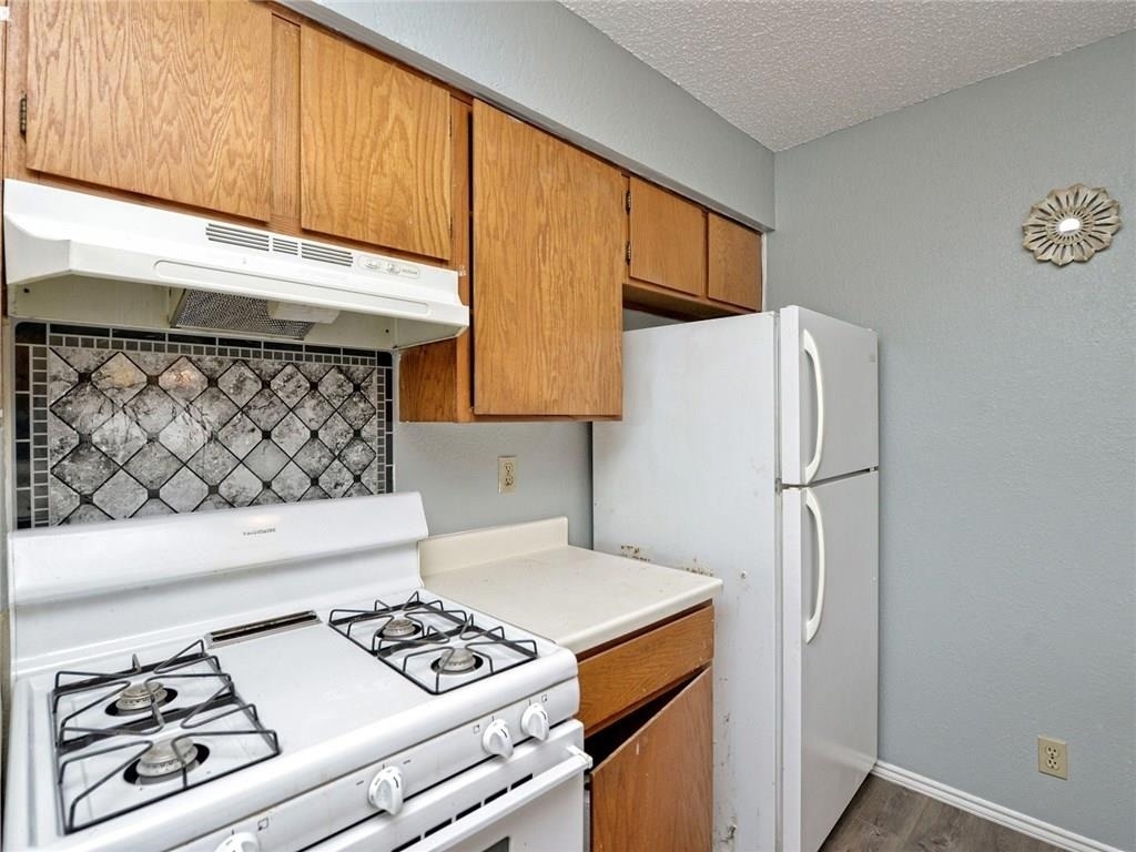 5809 Spring Meadow Rd - Photo 8