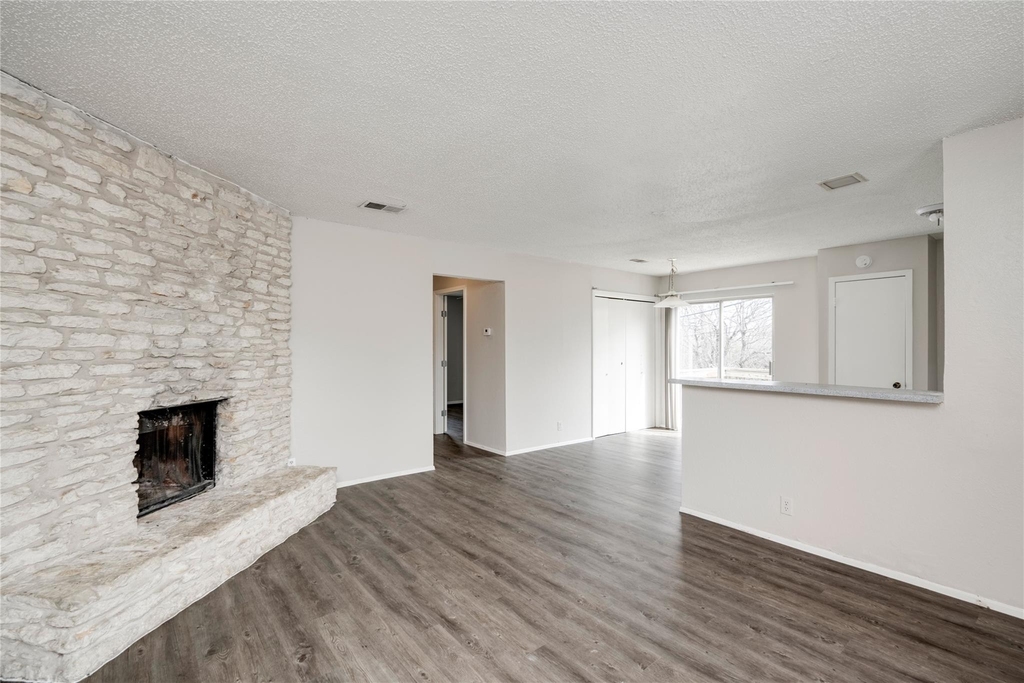 11907 Alpheus Ave - Photo 2