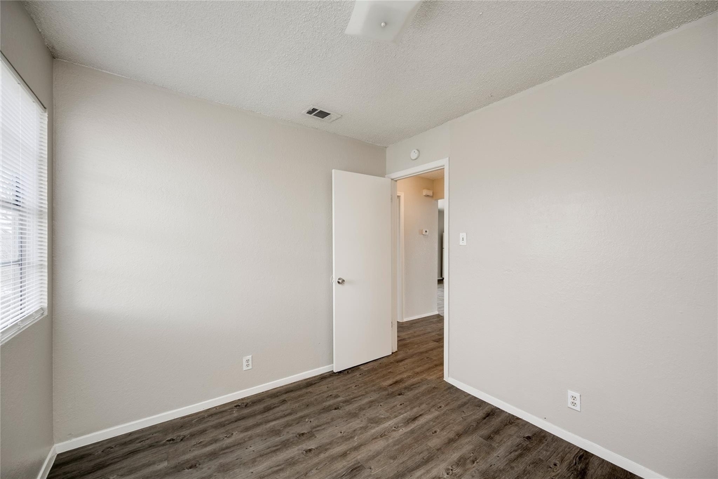 11907 Alpheus Ave - Photo 18