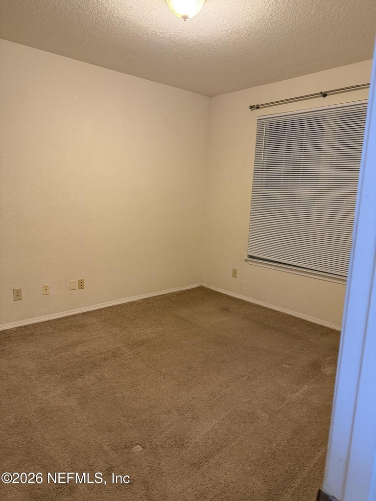 13810 Sutton Park Drive N - Photo 17