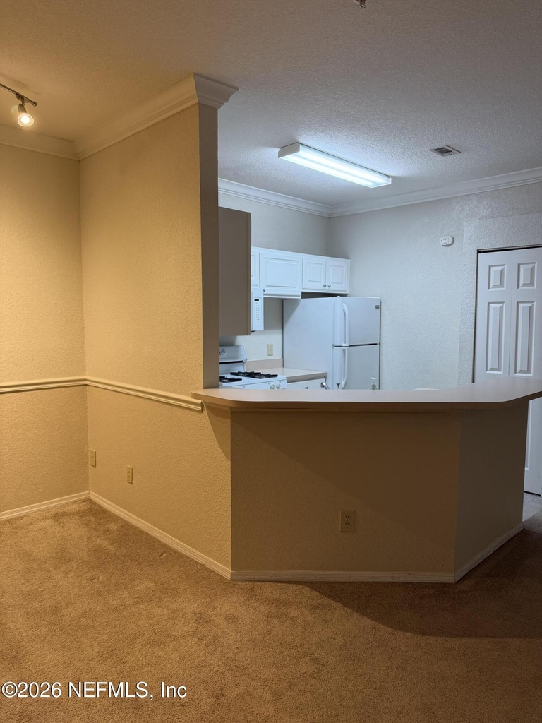 13810 Sutton Park Drive N - Photo 6