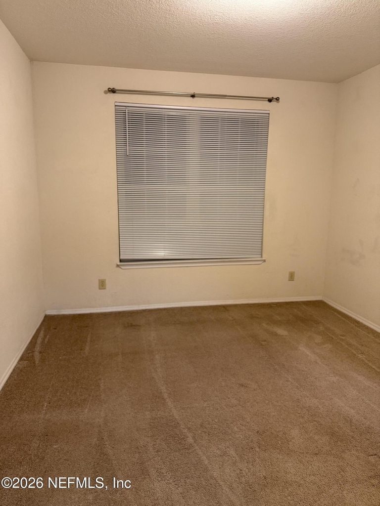 13810 Sutton Park Drive N - Photo 20