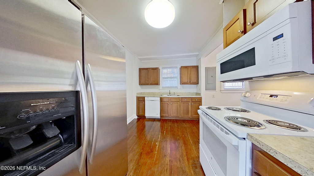 1651 Flagler Avenue - Photo 11