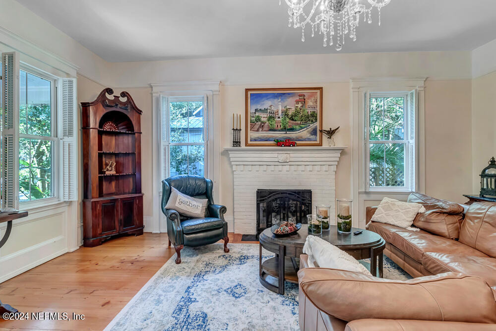 68 Saragossa Street - Photo 4