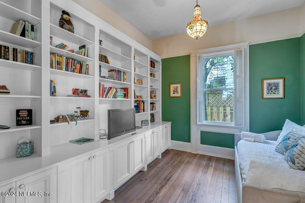 68 Saragossa Street - Photo 19
