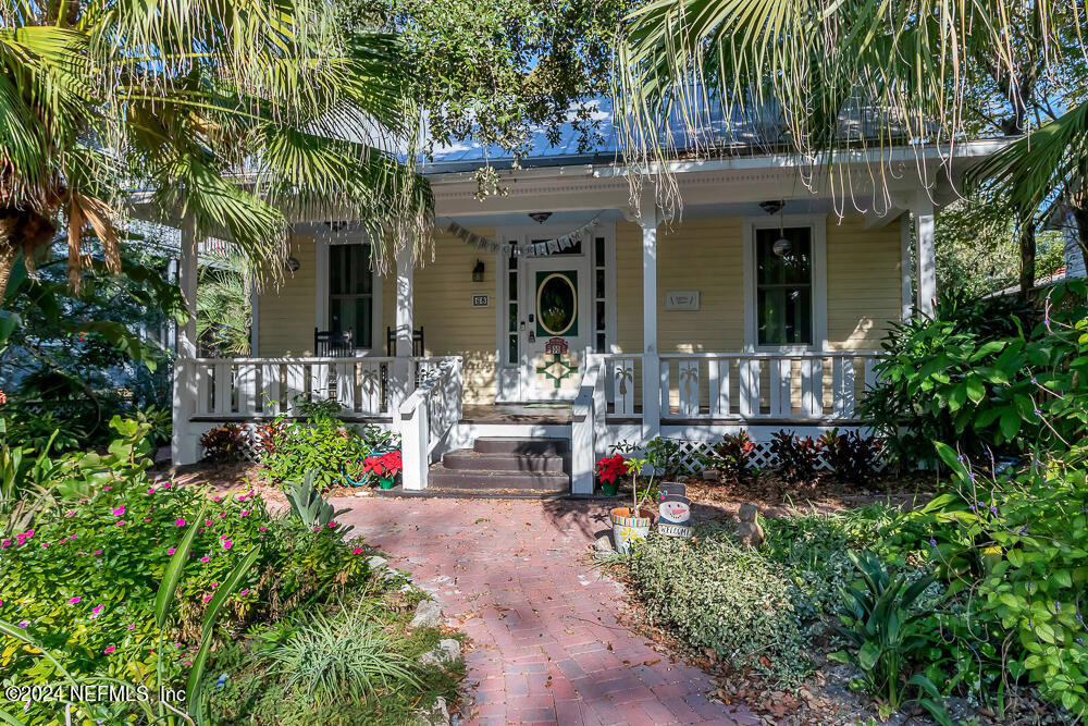 68 Saragossa Street - Photo 0