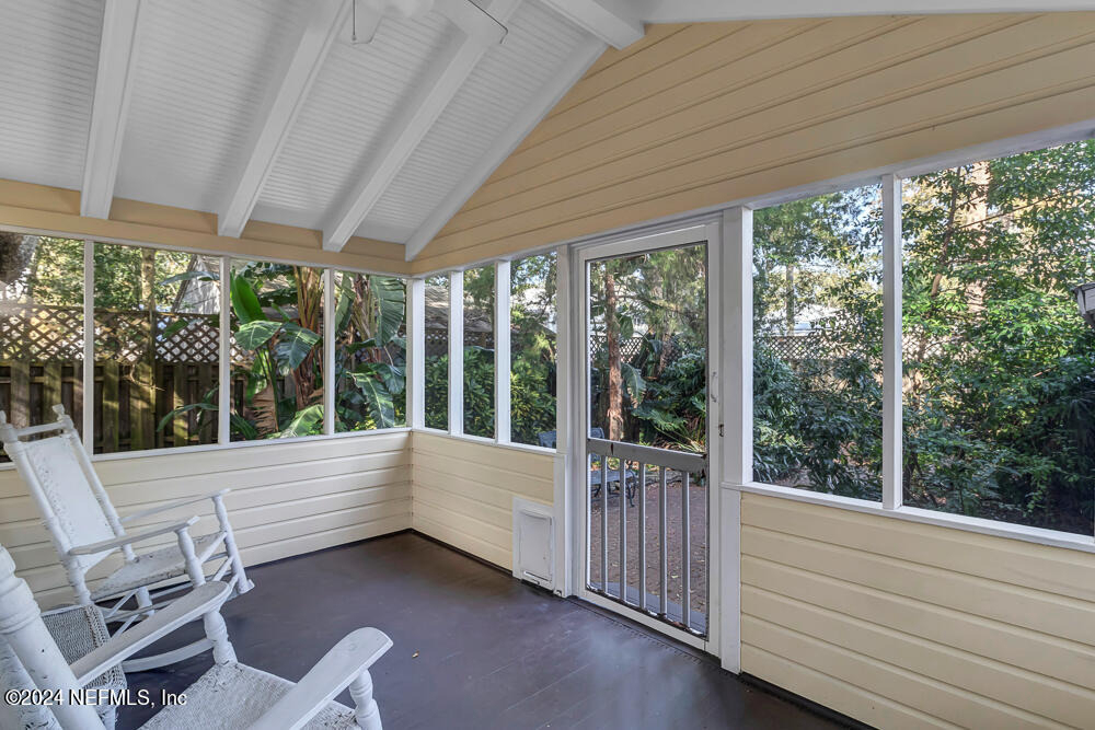 68 Saragossa Street - Photo 23