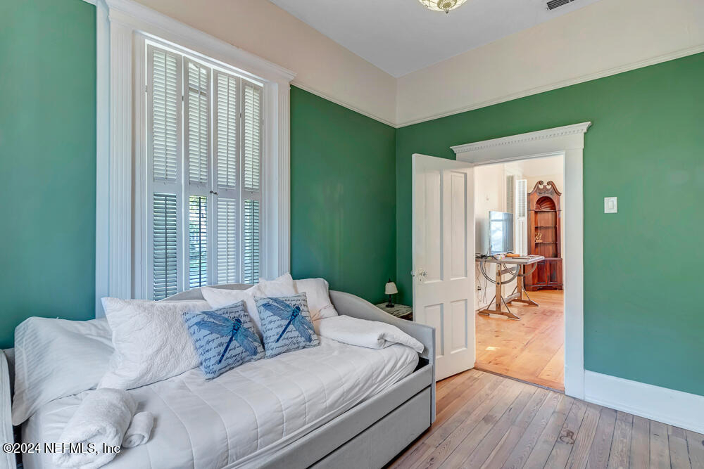 68 Saragossa Street - Photo 20