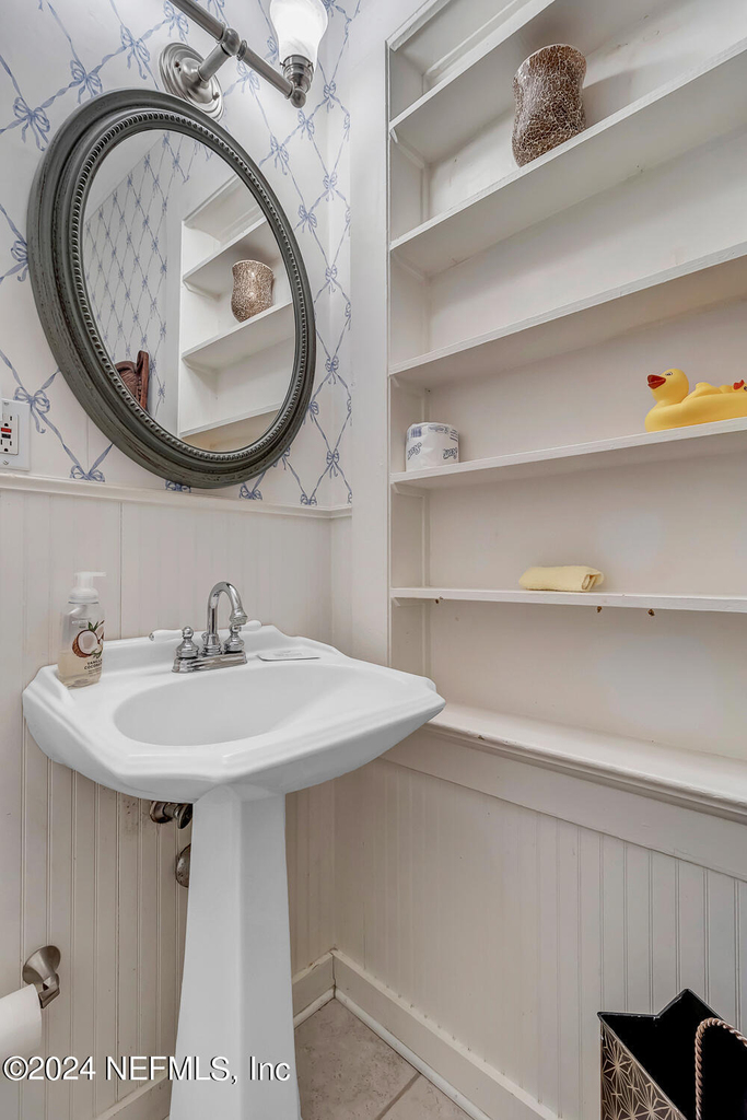 68 Saragossa Street - Photo 16
