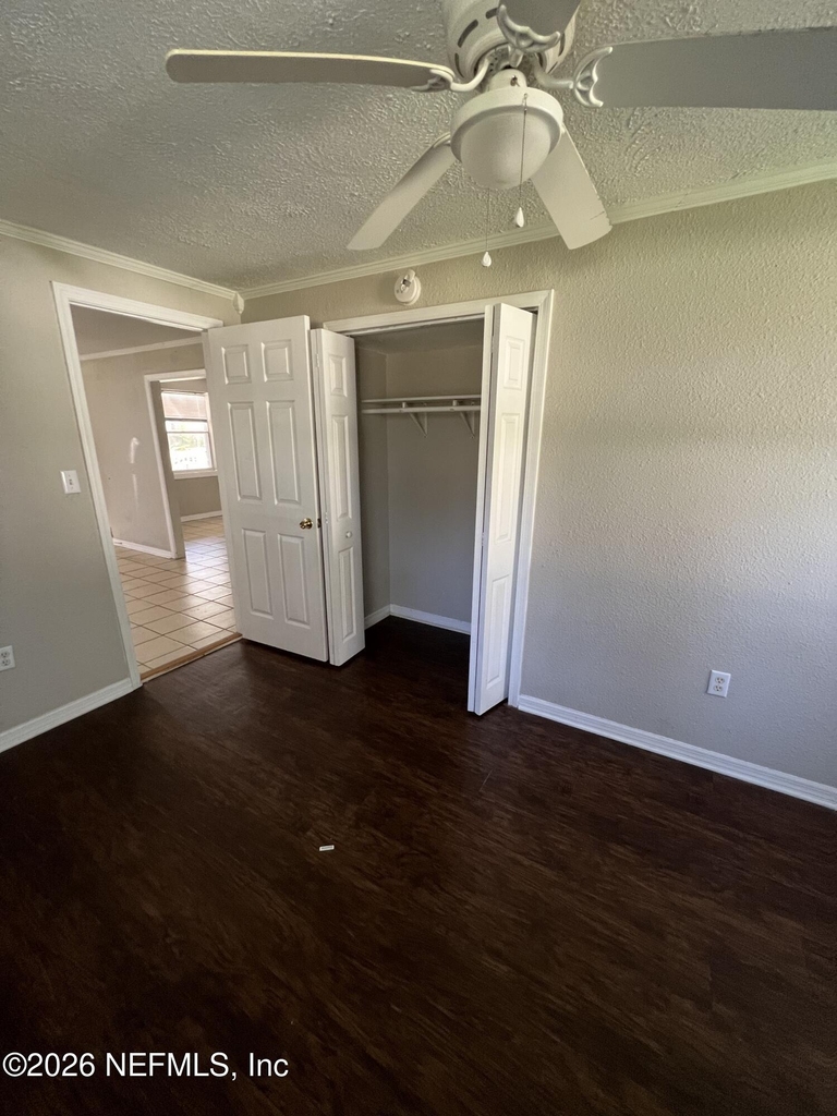 1653 Sheridan Street - Photo 7
