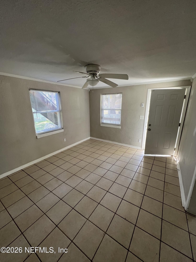 1653 Sheridan Street - Photo 1