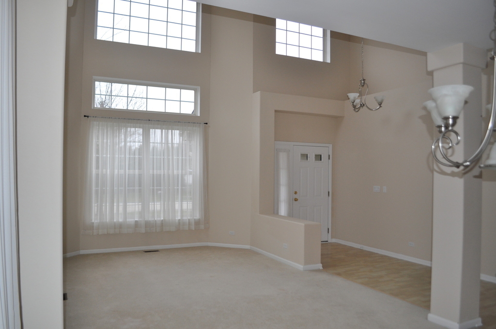 452 E Amherst Street - Photo 2
