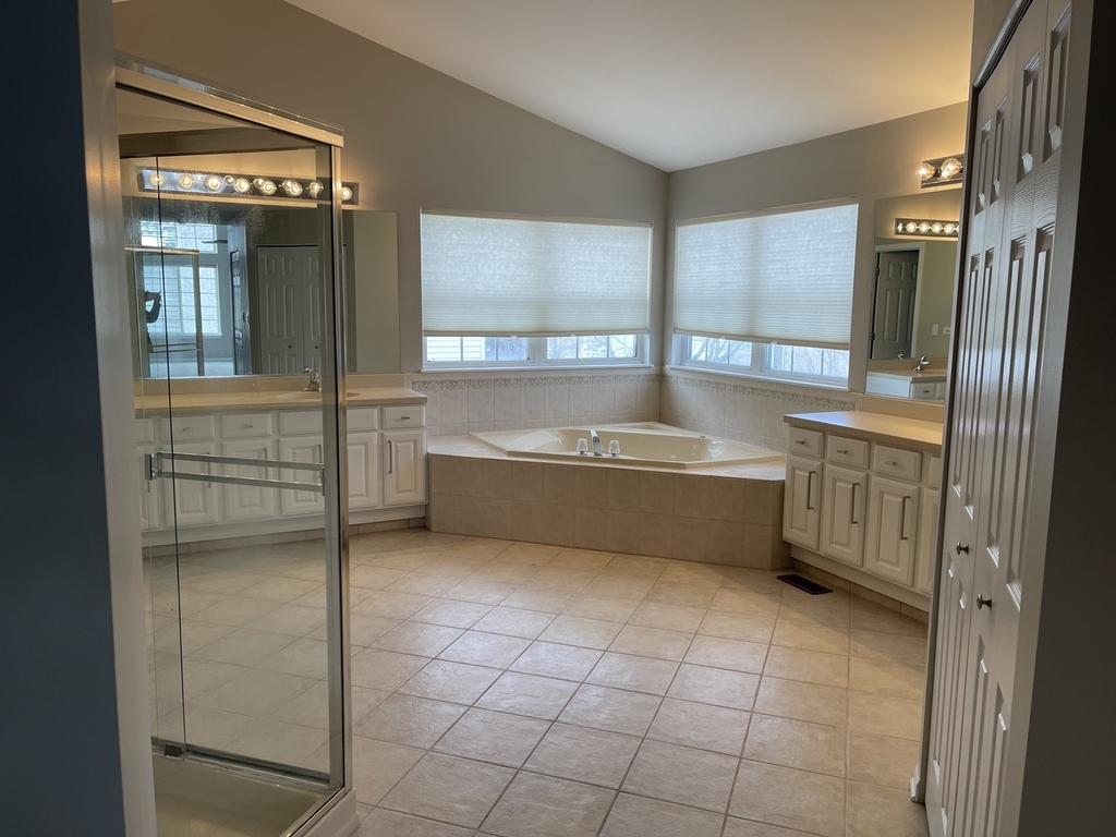 452 E Amherst Street - Photo 9