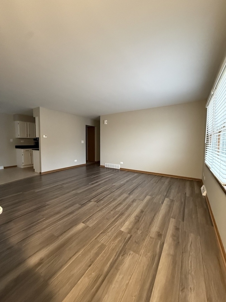 45 Spuhler Street - Photo 2