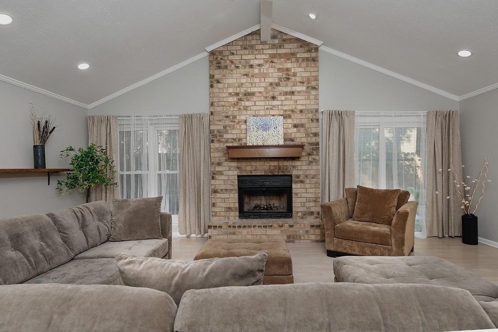 99 N Deerfoot Circle - Photo 6