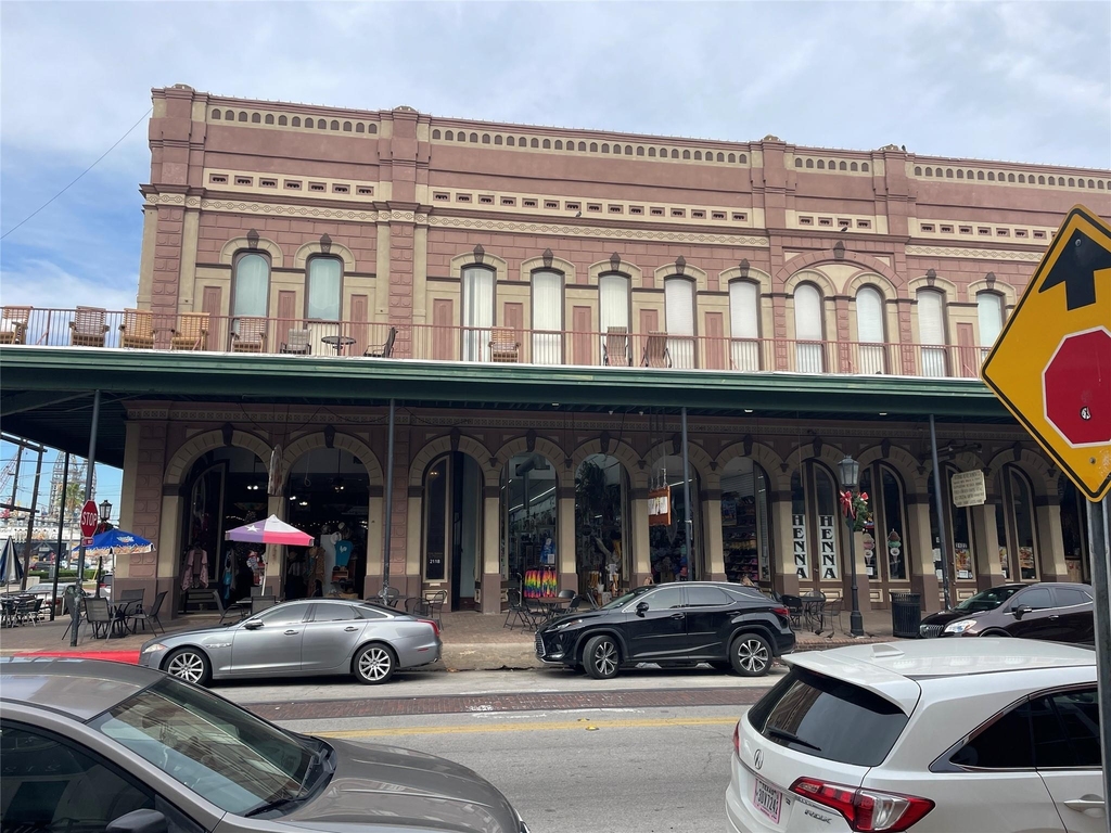 2118 Strand Street - Photo 0