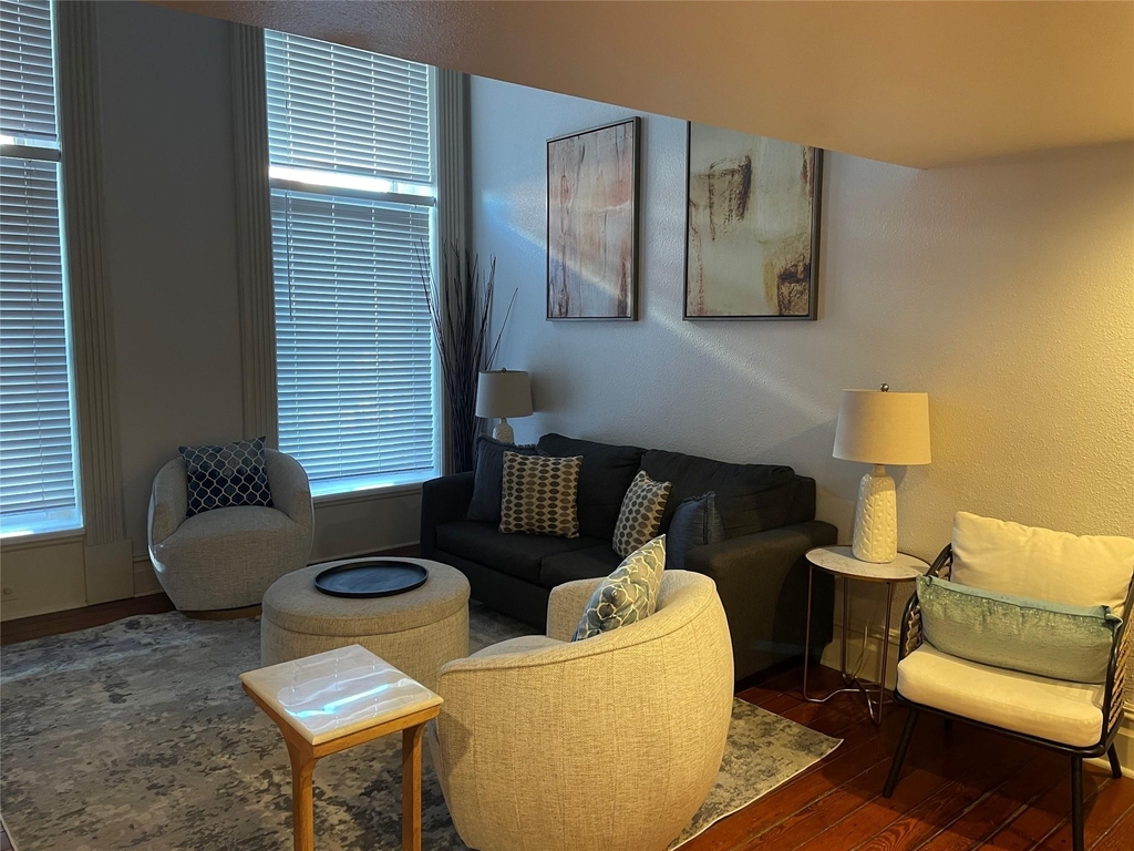 2118 Strand Street - Photo 11