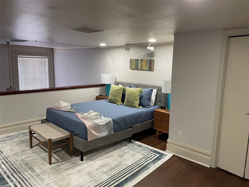 2118 Strand Street - Photo 16