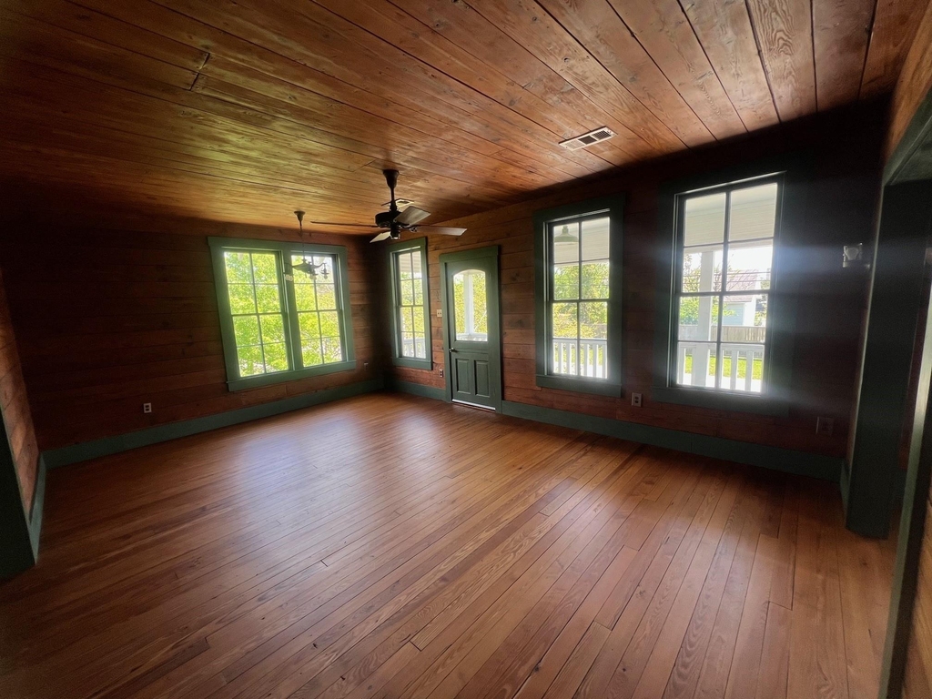 618 Bayridge Road - Photo 11