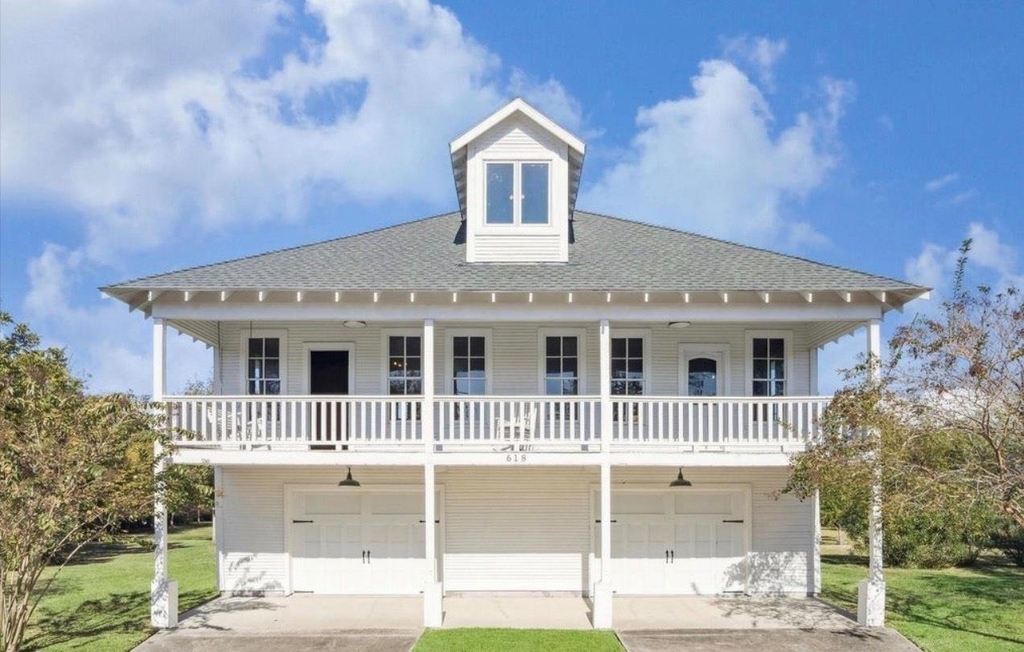 618 Bayridge Road - Photo 0