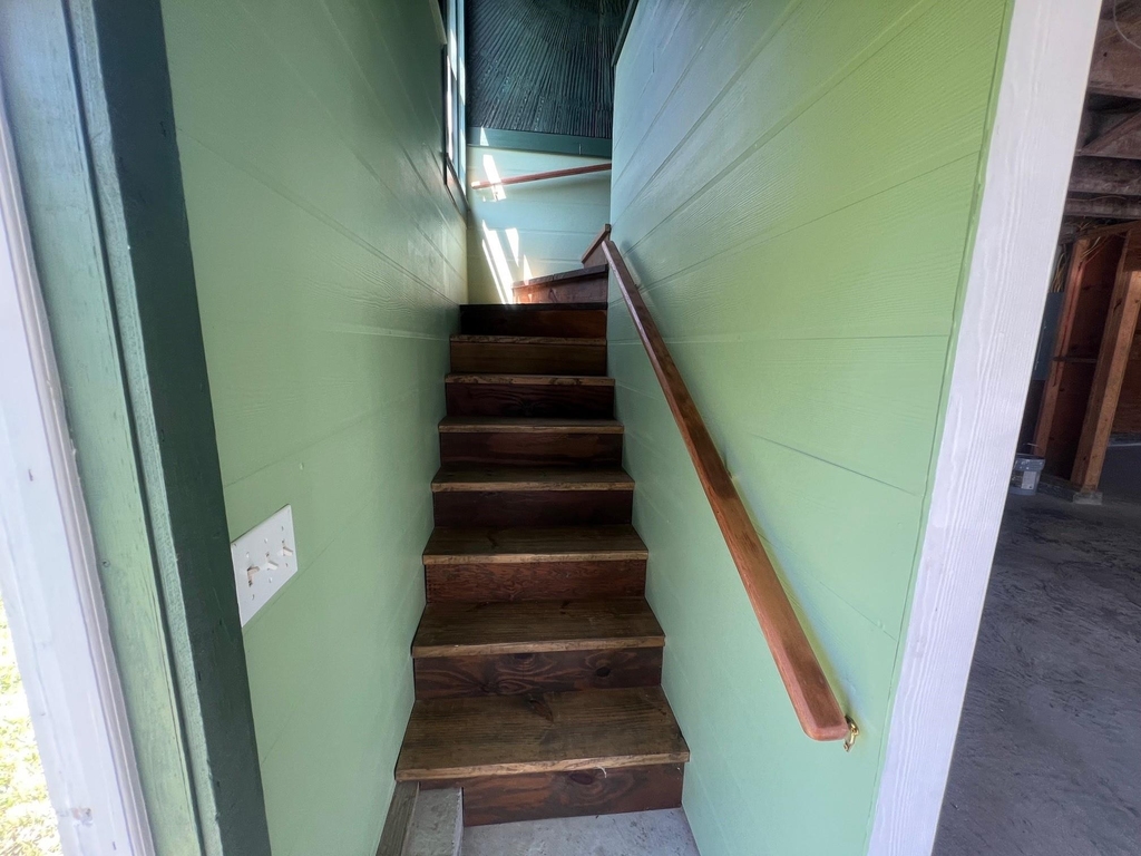 618 Bayridge Road - Photo 36