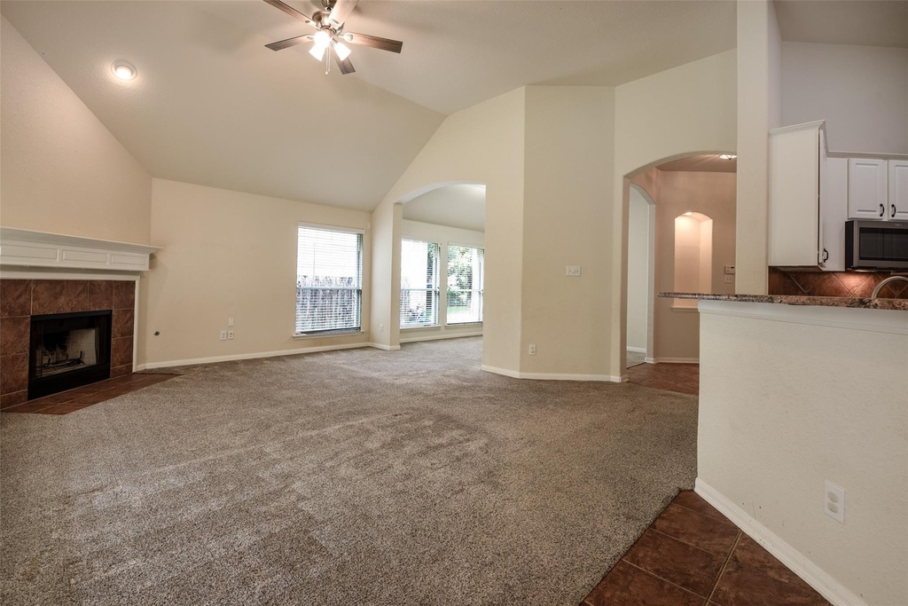 22 Hobbit Glen Drive - Photo 6