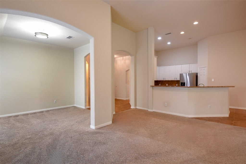 22 Hobbit Glen Drive - Photo 4