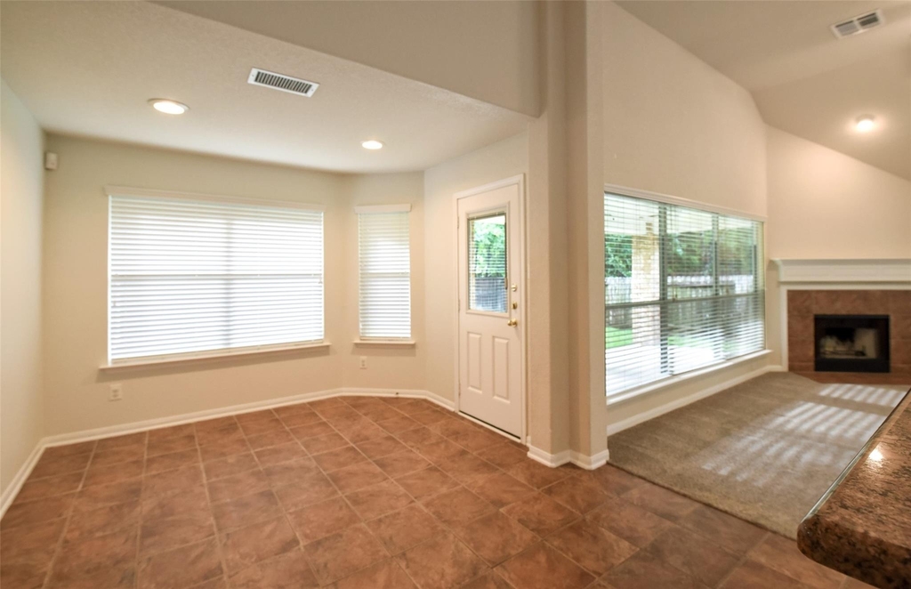 22 Hobbit Glen Drive - Photo 5