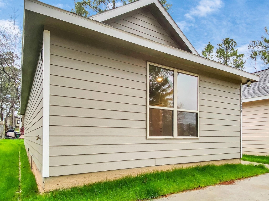 11593 Persimmon Street - Photo 2