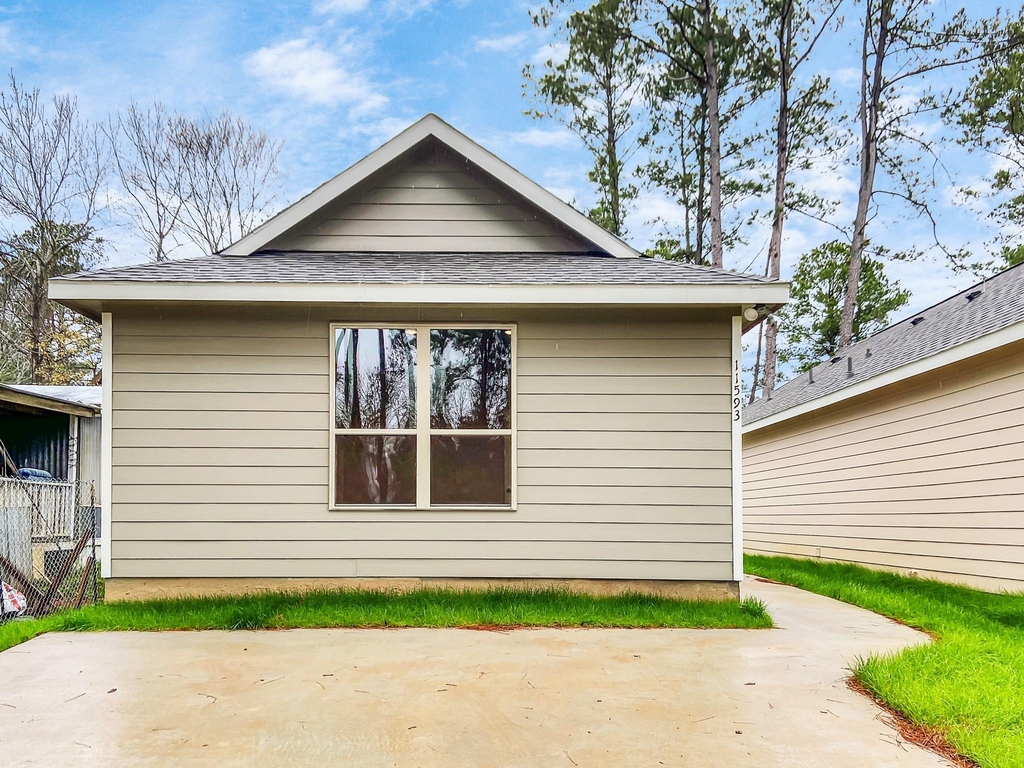 11593 Persimmon Street - Photo 0