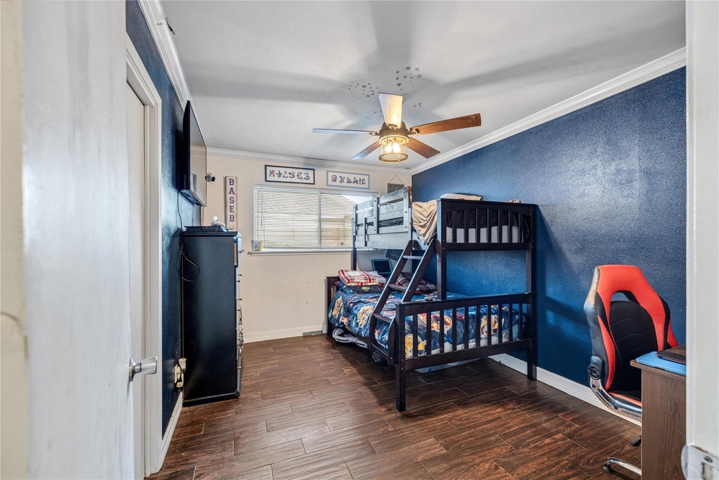 922 Gilpin Street - Photo 15