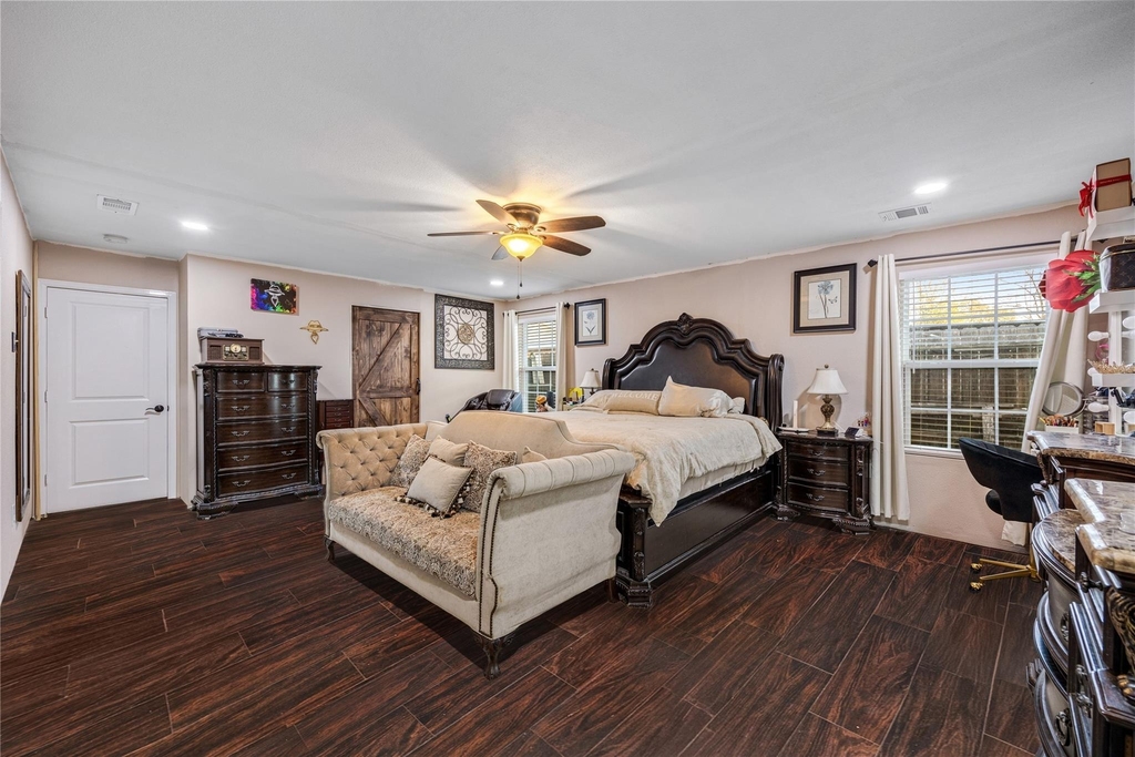922 Gilpin Street - Photo 17