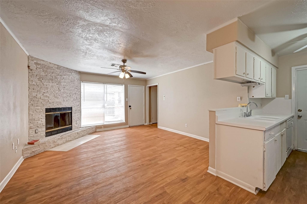 4739 Parkland Street Street - Photo 11