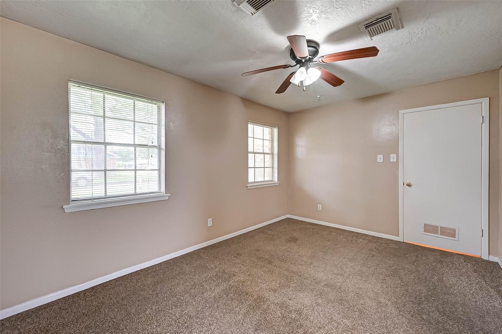4739 Parkland Street Street - Photo 22