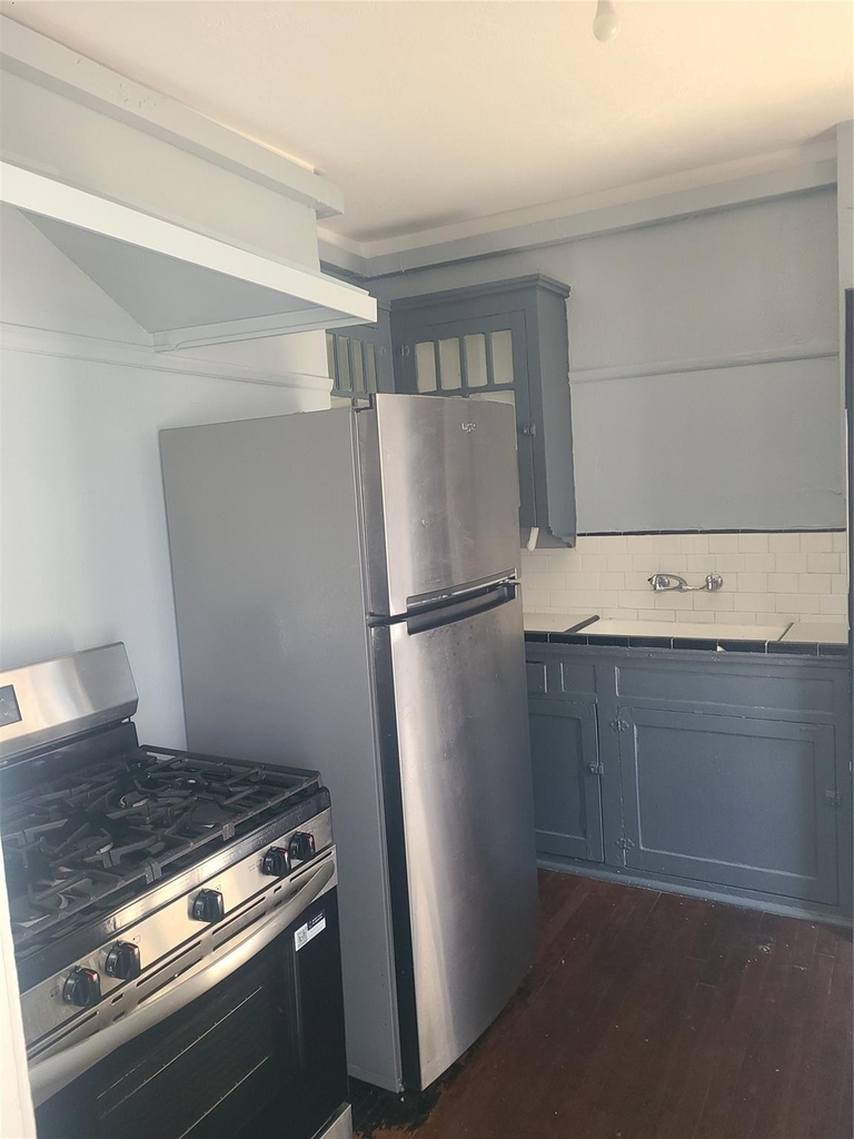 4414 Woodside Street - Photo 5