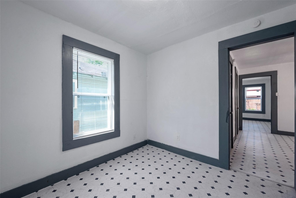 2217 Stevens Street - Photo 12