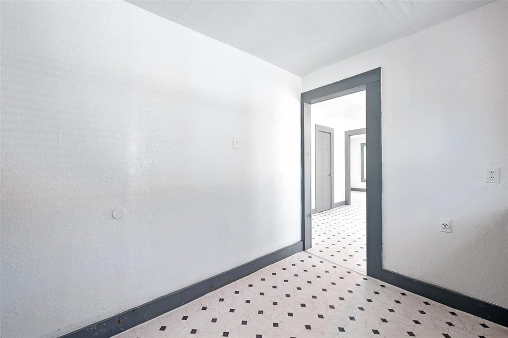2217 Stevens Street - Photo 18